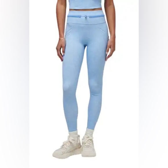 Travis Mathew Painted Sky Moveknit Legging XL Blue Running Yoga Activewear Gym - Picture 1 of 11